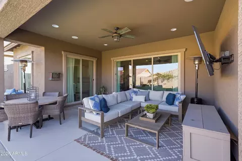 Exterior - 1422 E Milada Dr, Phoenix, AZ 85042 photo 6 of 16