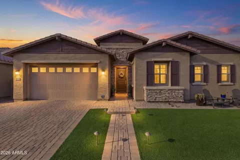Exterior - 1422 E Milada Dr, Phoenix, AZ 85042 photo 2 of 16