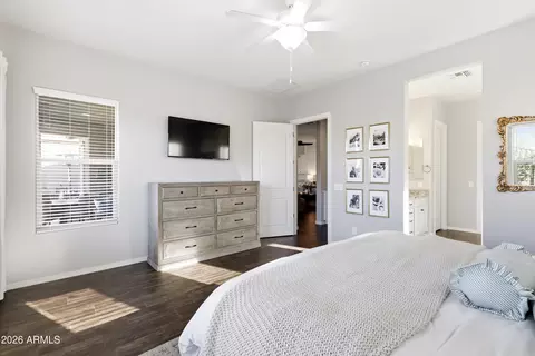 Bedroom - 1422 E Milada Dr, Phoenix, AZ 85042 photo 3 of 5