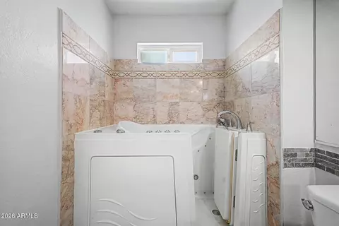 Bath - 8111 E Des Moines St E, Mesa, AZ 85207 photo 3 of 3