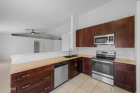 Kitchen - 8111 E Des Moines St E, Mesa, AZ 85207 photo 3 of 3