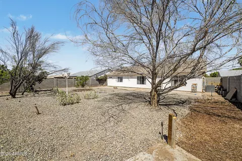 Exterior - 8111 E Des Moines St E, Mesa, AZ 85207 photo 5 of 7