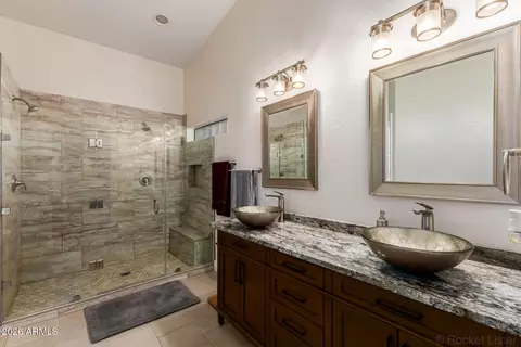 Bath - 4345 E Annette Dr, Phoenix, AZ 85032 photo 1 of 2