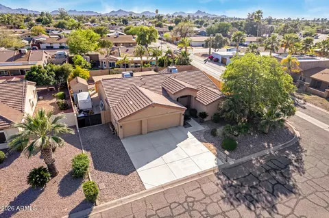 View/Area - 4345 E Annette Dr, Phoenix, AZ 85032 photo 2 of 7