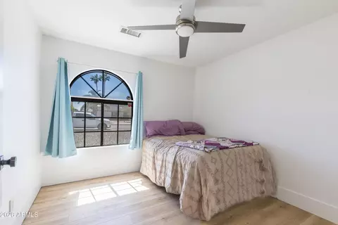 Bedroom - 3752 Emerald Ave, Mesa, AZ 85206 photo 3 of 6