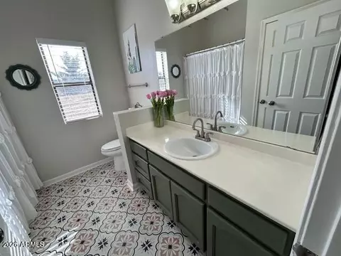 Bath - 3821 E Keeling Rd, Hereford, AZ 85615 photo 3 of 6