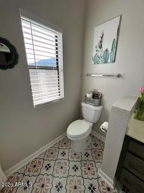 Bath - 3821 E Keeling Rd, Hereford, AZ 85615 photo 5 of 6