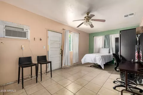 Bedroom - 2159 E Mckinley St, Phoenix, AZ 85006 photo 5 of 7