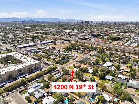 View/Area - 4200 N 19th St, Phoenix, AZ 85016 photo 7 of 11