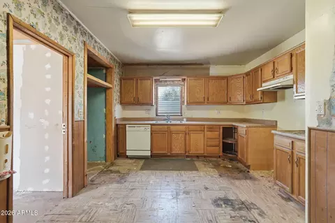 Kitchen - 4200 N 19th St, Phoenix, AZ 85016 photo 2 of 4