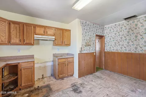 Kitchen - 4200 N 19th St, Phoenix, AZ 85016 photo 4 of 4