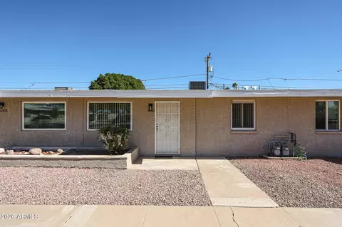 10506 W Oakmont Dr, Sun City, AZ 85351