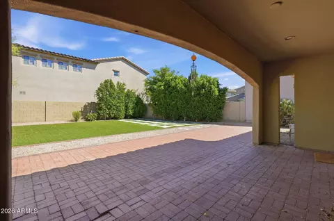 Exterior - 3752 E Donald Dr, Phoenix, AZ 85050 photo 4 of 10