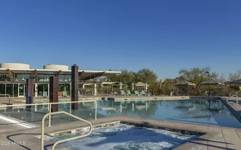 Exterior - 3752 E Donald Dr, Phoenix, AZ 85050 photo 3 of 10