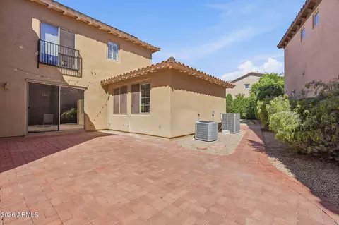 Exterior - 3752 E Donald Dr, Phoenix, AZ 85050 photo 7 of 10