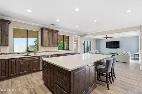 Kitchen - 3752 E Donald Dr, Phoenix, AZ 85050 photo 3 of 4