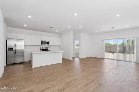 26051 W Hasan Dr, Buckeye, AZ 85326 photo 9