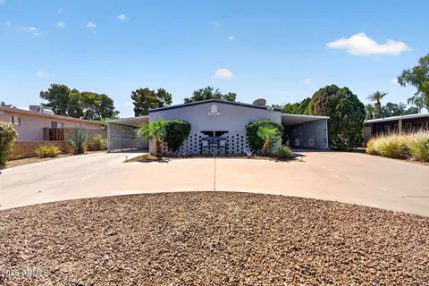 9039 E Fairway Blvd, Sun Lakes, AZ 85248
