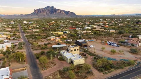 View/Area - 825 E Moon Vista St, Apache Junction, AZ 85119 photo 1 of 18