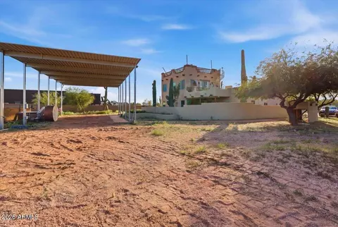 Exterior - 825 E Moon Vista St, Apache Junction, AZ 85119 photo 9 of 11