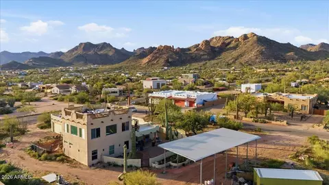 View/Area - 825 E Moon Vista St, Apache Junction, AZ 85119 photo 5 of 18