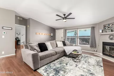 18047 N 1st St, Phoenix, AZ 85022