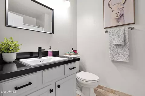 Bath - 1141 E Bruce Ave, Gilbert, AZ 85234 photo 3 of 3