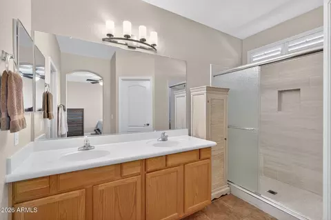 Bath - 2700 E Vermont Ct, Gilbert, AZ 85295 photo 1 of 3