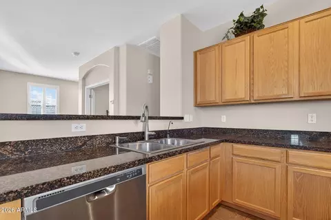 Kitchen - 2700 E Vermont Ct, Gilbert, AZ 85295 photo 2 of 3