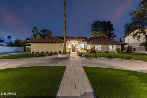 4132 W Paradise Ln, Phoenix, AZ 85053