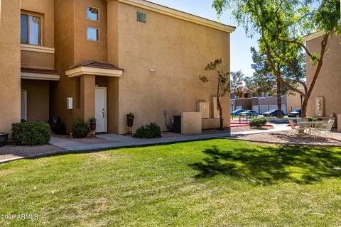 1335 E June St #202, Mesa, AZ 85203