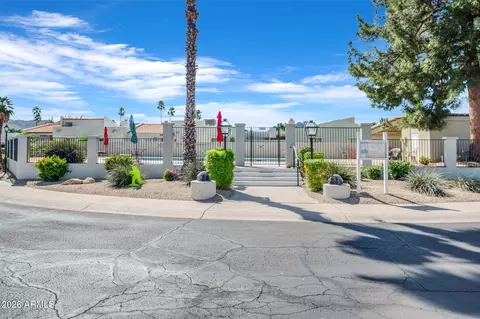 Exterior - 3048 E Cannon Dr, Phoenix, AZ 85028 photo 8 of 8