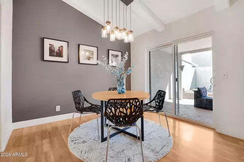 Dining - 3048 E Cannon Dr, Phoenix, AZ 85028 photo 1 of 1