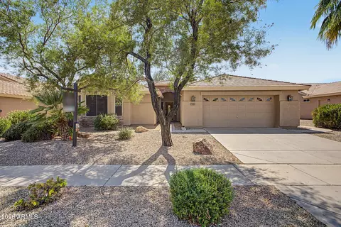 143 S Los Cielos Ln, Casa Grande, AZ 85194