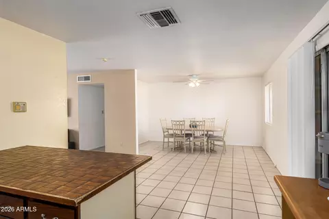 Dining - 2040 E Monte Cristo Ave, Phoenix, AZ 85022 photo 1 of 1