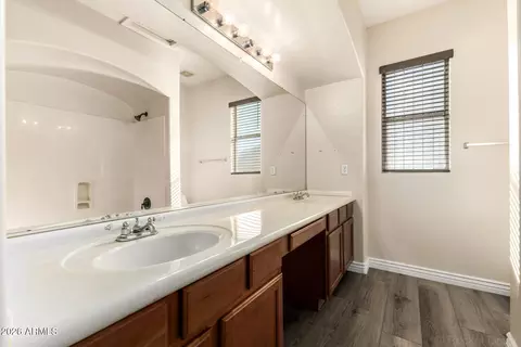 Bath - 2225 W Apache Rain Rd, Phoenix, AZ 85085 photo 3 of 3