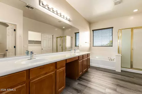 Bath - 2225 W Apache Rain Rd, Phoenix, AZ 85085 photo 1 of 3