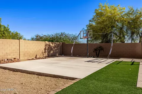 Exterior - 2225 W Apache Rain Rd, Phoenix, AZ 85085 photo 7 of 11