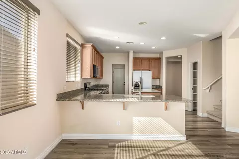 Kitchen - 2225 W Apache Rain Rd, Phoenix, AZ 85085 photo 4 of 4