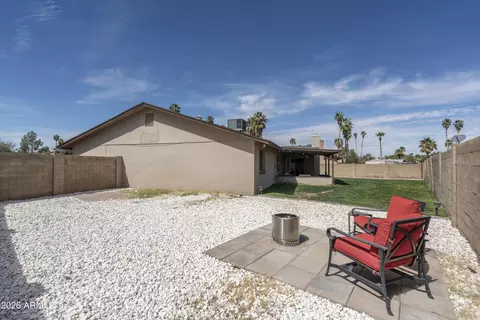 Exterior - 2406 E La Jolla Dr, Tempe, AZ 85282 photo 4 of 8