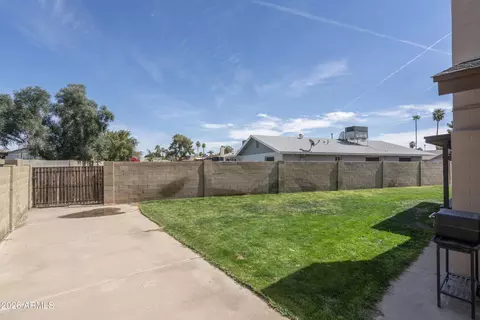 Exterior - 2406 E La Jolla Dr, Tempe, AZ 85282 photo 6 of 8