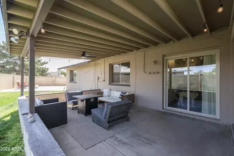 Exterior - 2406 E La Jolla Dr, Tempe, AZ 85282 photo 2 of 8