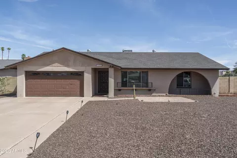 Exterior - 2406 E La Jolla Dr, Tempe, AZ 85282 photo 8 of 8
