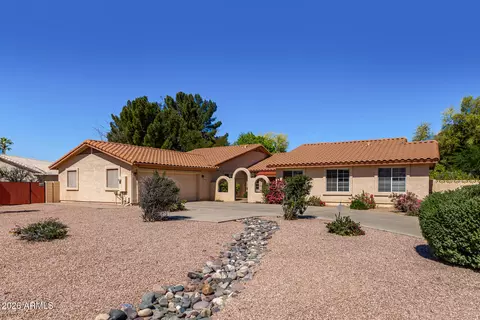 11818 N 56th Ave, Glendale, AZ 85304