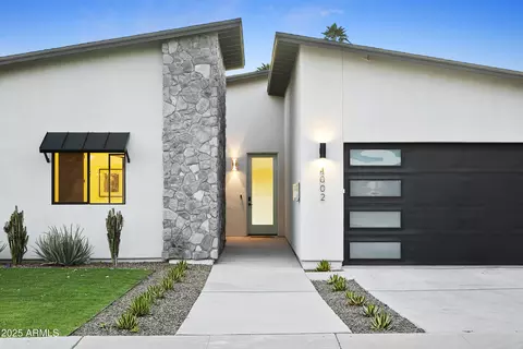 Exterior - 4002 N 33rd Pl, Phoenix, AZ 85018 photo 7 of 25