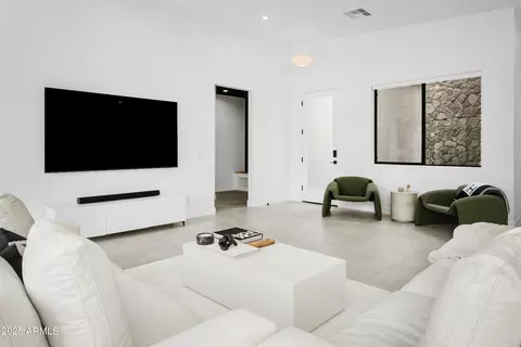 Other - 4002 N 33rd Pl, Phoenix, AZ 85018 photo 6 of 18