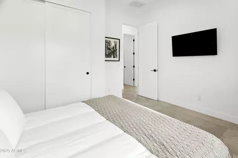 Bedroom - 4002 N 33rd Pl, Phoenix, AZ 85018 photo 6 of 7