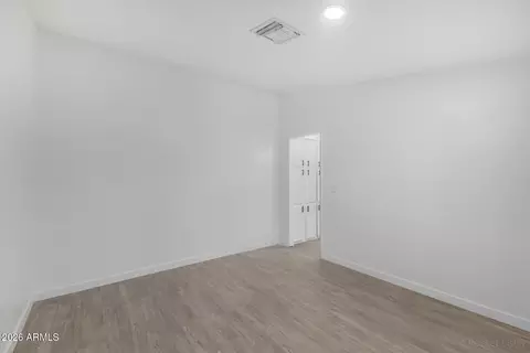 2921 E Oraibi Dr, Phoenix, AZ 85050 photo 24