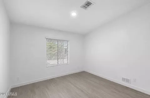 2921 E Oraibi Dr, Phoenix, AZ 85050 photo 23