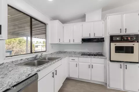 2921 E Oraibi Dr, Phoenix, AZ 85050 photo 12